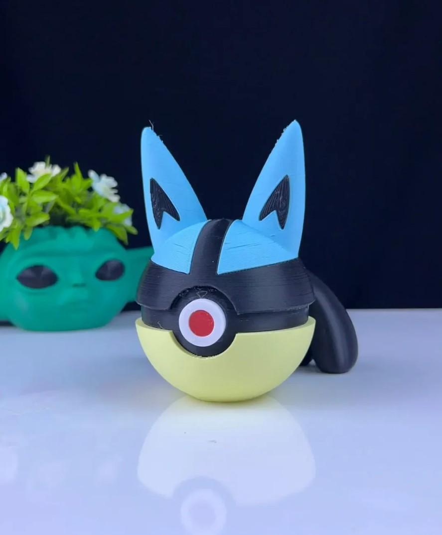 Lucario Inspired Pokéball Collectible | 3D Printed Premium Display Ball | Anime Desk Decor | Unique Gift for Pokémon Fans | Smooth Open Mechanism